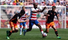 九游app下载-关于埃瓦尔主场一球小胜格拉纳达的信息