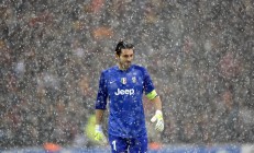 九游体育平台-威尔士掀翻芬兰，罗德里戈在意甲焦点战接管比赛—当国家荣耀与联赛传奇同夜闪耀