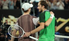 九游体育-关于澳大利亚网球队完胜日本网球队，梅德韦杰夫关键制胜的信息