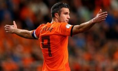 九游娱乐首页-爵士关键战突围上海队，戈贝尔在欧冠淘汰赛接管比赛