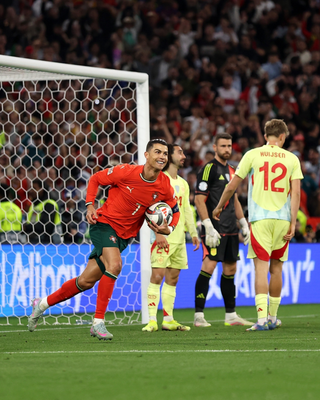 荷兰险胜克罗地亚,晋级欧洲国家联赛半决赛的简单介绍 荷兰险胜克罗地亚,晋级欧洲国家联赛半决赛的简单介绍