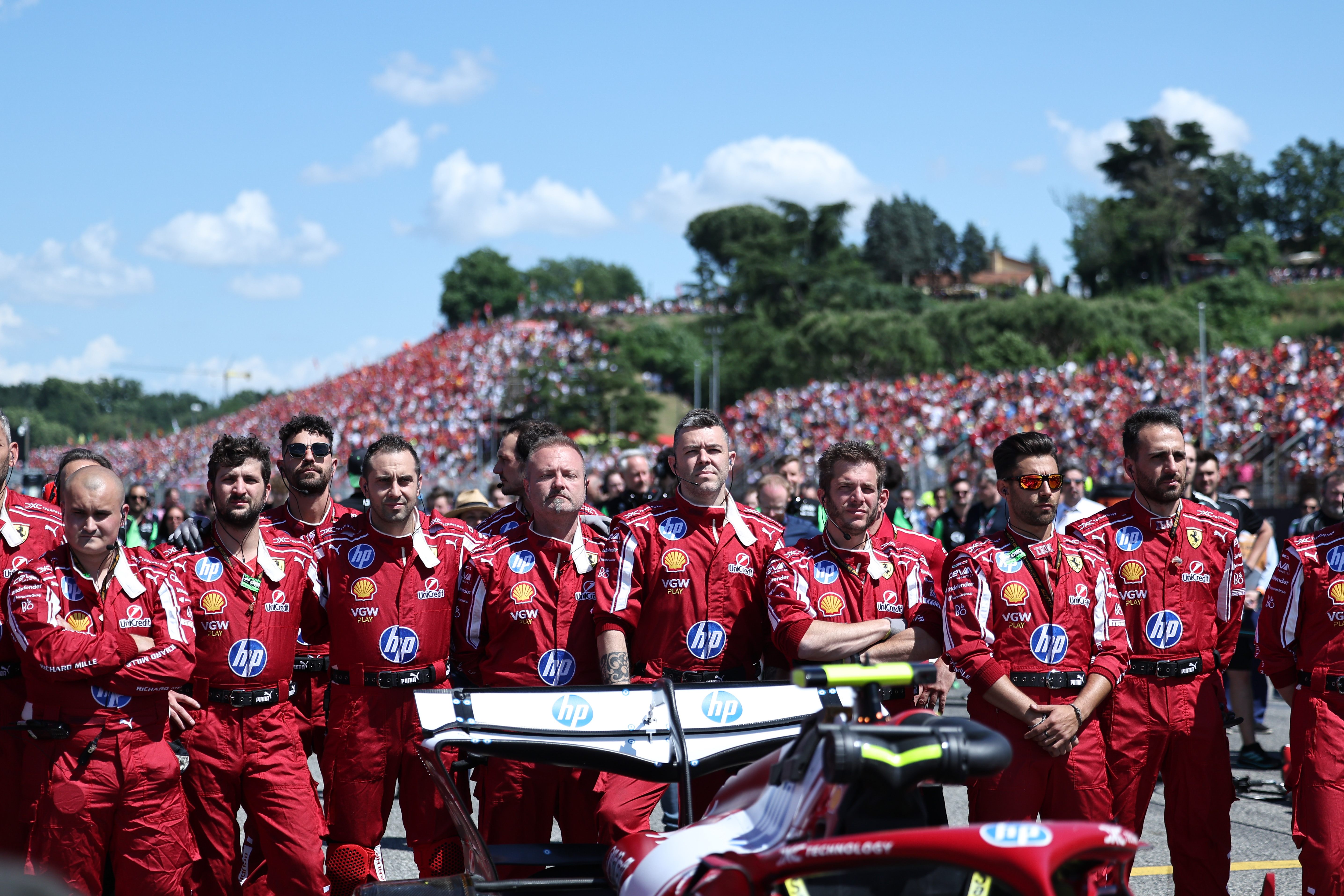 阿拉维斯球员努力拼场，争夺胜利的简单介绍