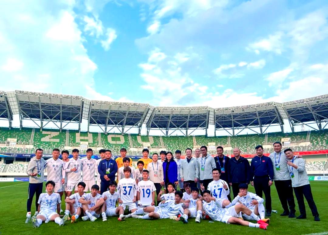 包含足球青年比赛精彩纷呈,未来大将初露锋芒的词条 包含足球青年比赛精彩纷呈,未来大将初露锋芒的词条