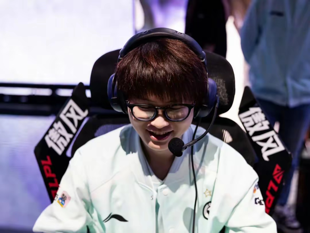 包含BLG鏖战LGD，Meiko统治全场的词条