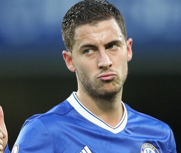 格拉那达球员团结一心,向前冲刺为队争胜的简单介绍 格拉那达球员团结一心,向前冲刺为队争胜的简单介绍