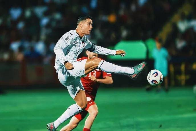 哥伦比亚鏖战利物浦,C罗打破历史纪录 哥伦比亚鏖战利物浦,C罗打破历史纪录