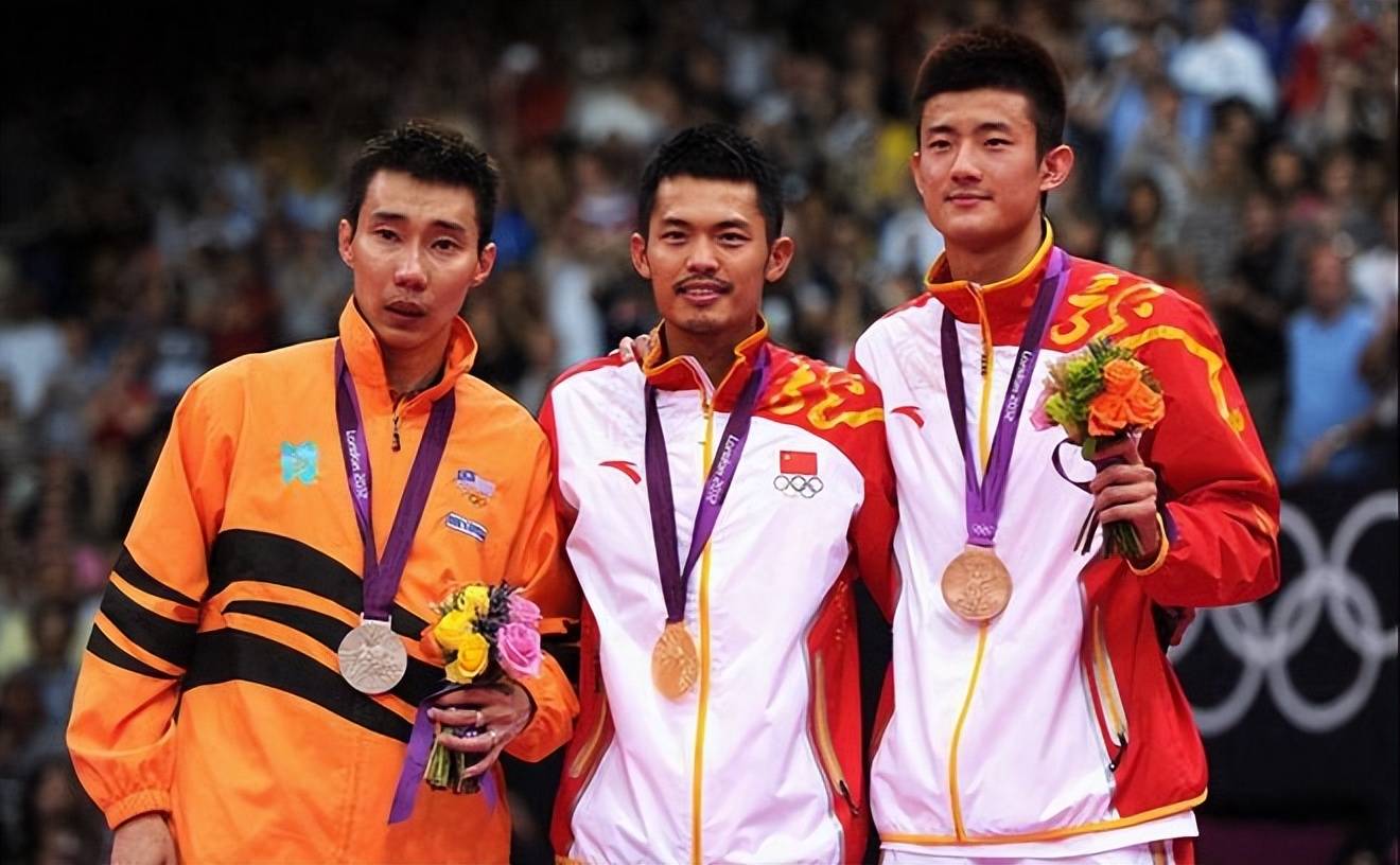 包含英格兰羽毛球队完胜印尼羽毛球队，李宗伟制霸全场的词条