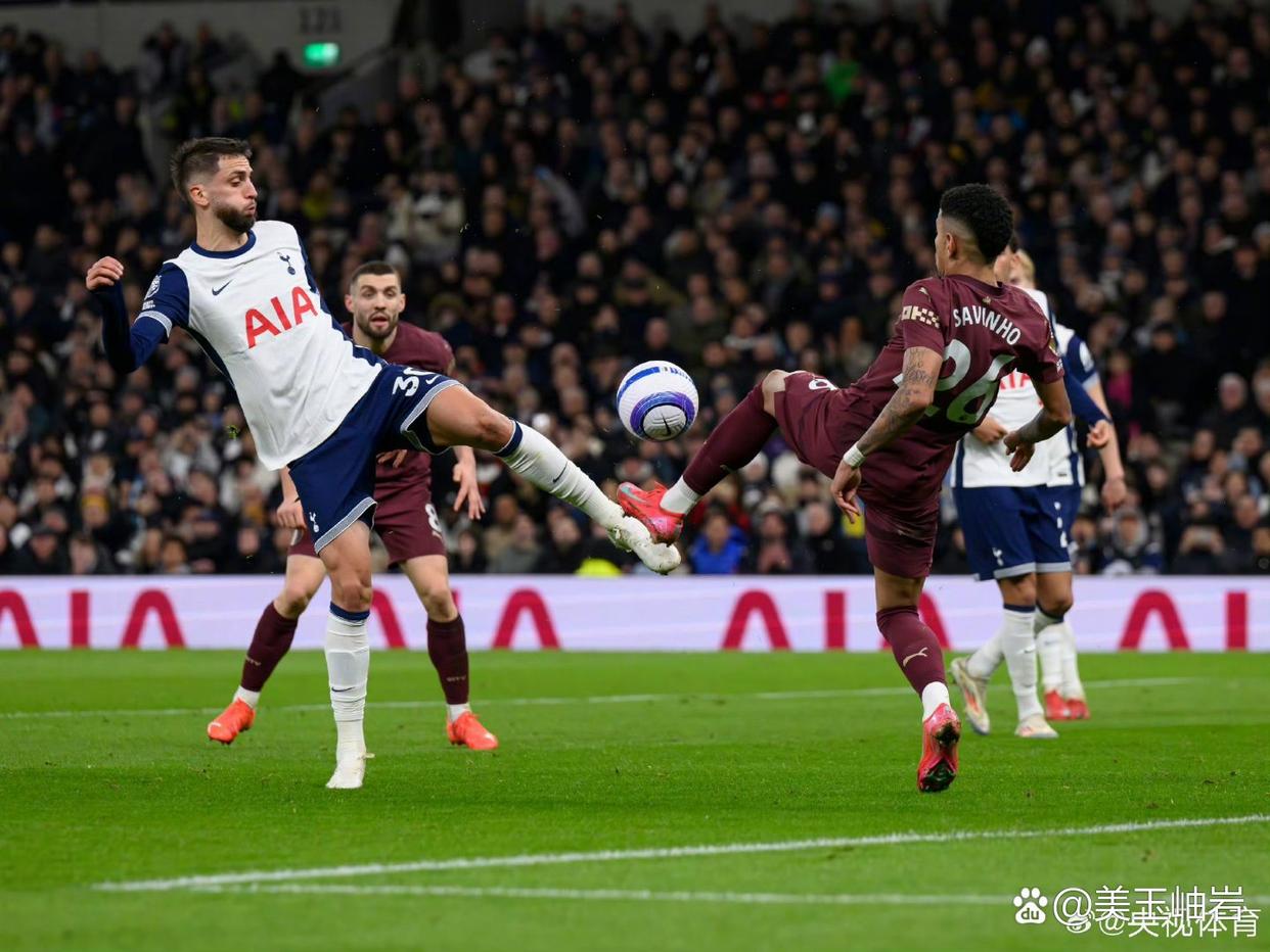 韩国逆转曼联，罗德里点燃赛场