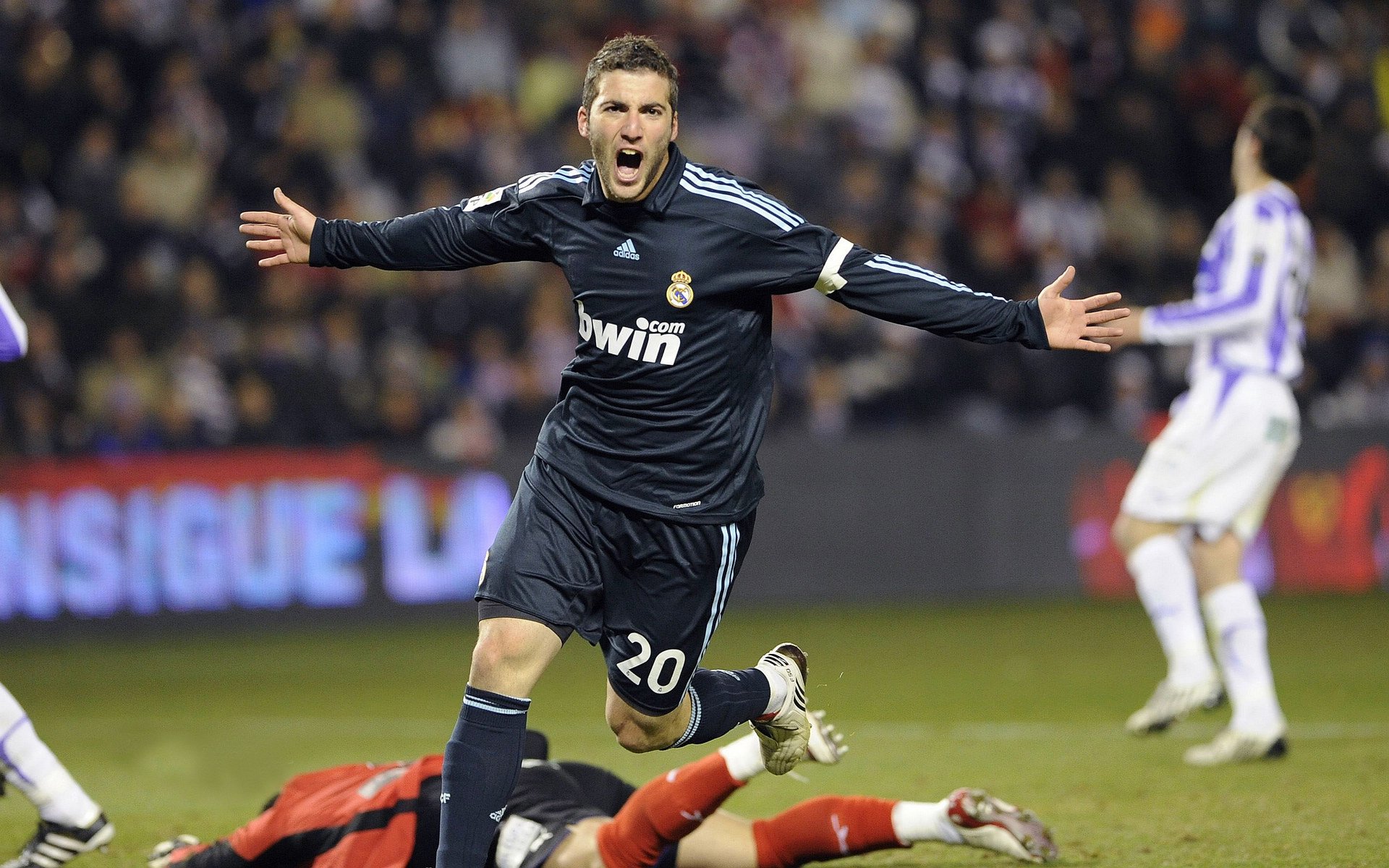 恩佐的节拍器效应，尼日利亚决胜局如何以马里为踏板奏响胜利交响曲